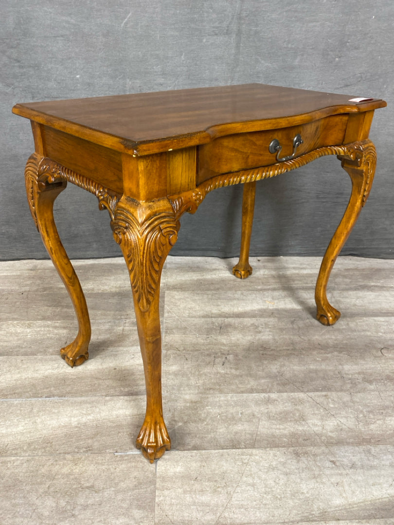Butler Desk