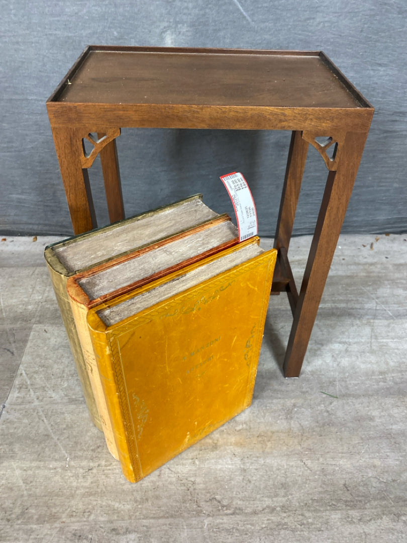 Accent Table
