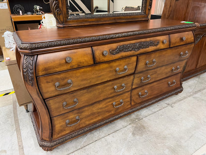 Ashley Dresser