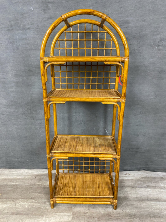 Etagere