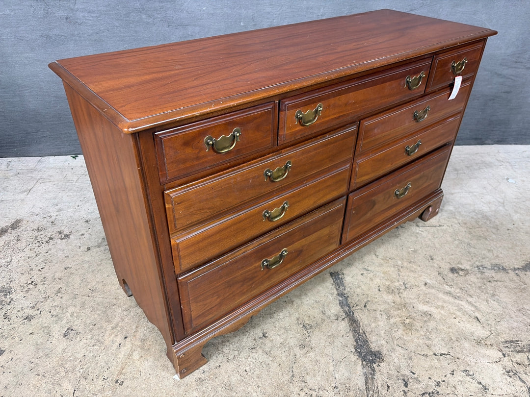 American Drew Dresser