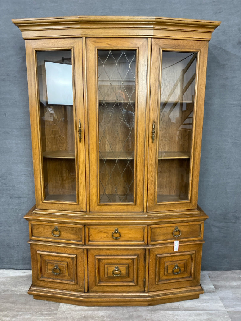 Thomasville China Cabinet Scallywag S Consignment